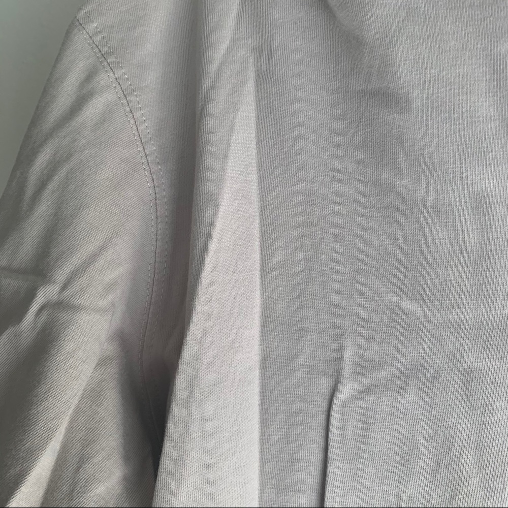 H&M Basic Tee - Picture 3 of 6